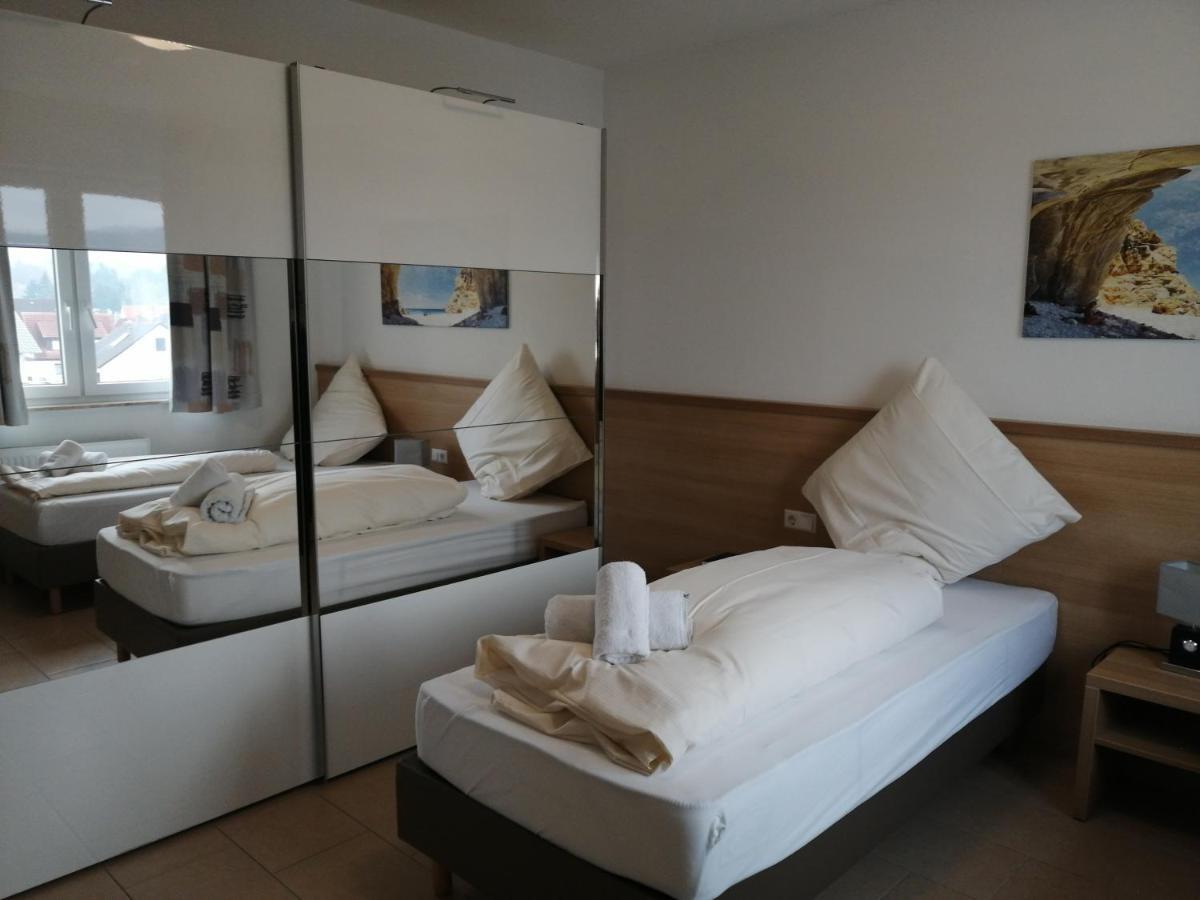 Hotel-Restaurant Zum Baeumle Süßen Kültér fotó