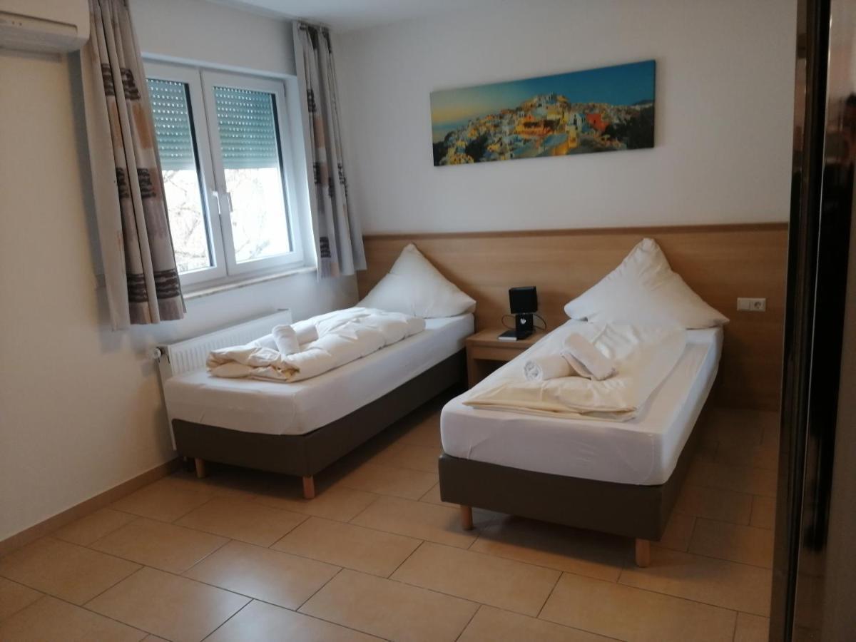 Hotel-Restaurant Zum Baeumle Süßen Kültér fotó