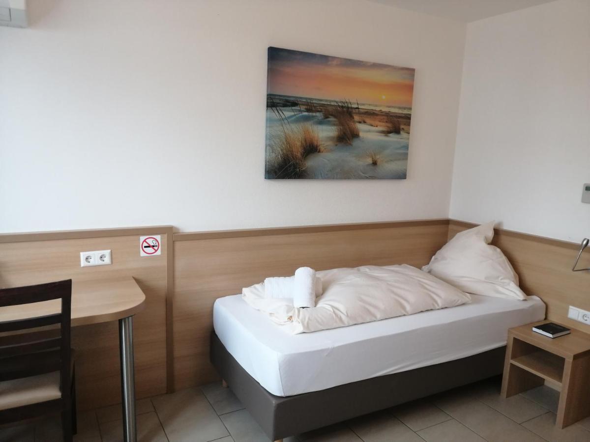 Hotel-Restaurant Zum Baeumle Süßen Kültér fotó