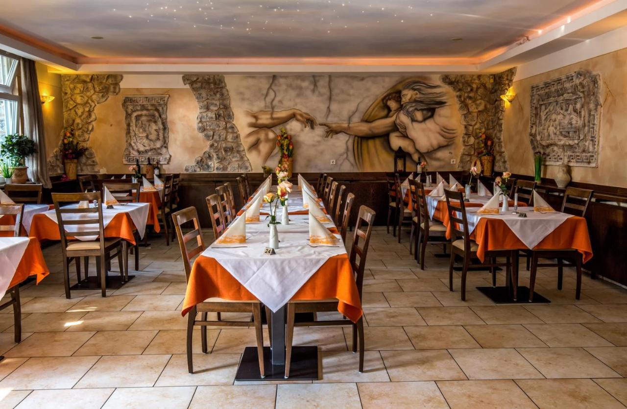 Hotel-Restaurant Zum Baeumle Süßen Kültér fotó