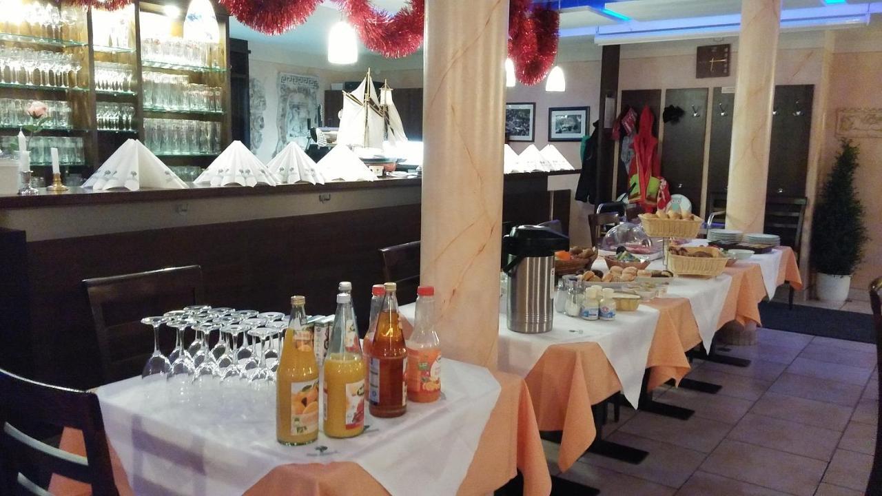 Hotel-Restaurant Zum Baeumle Süßen Kültér fotó