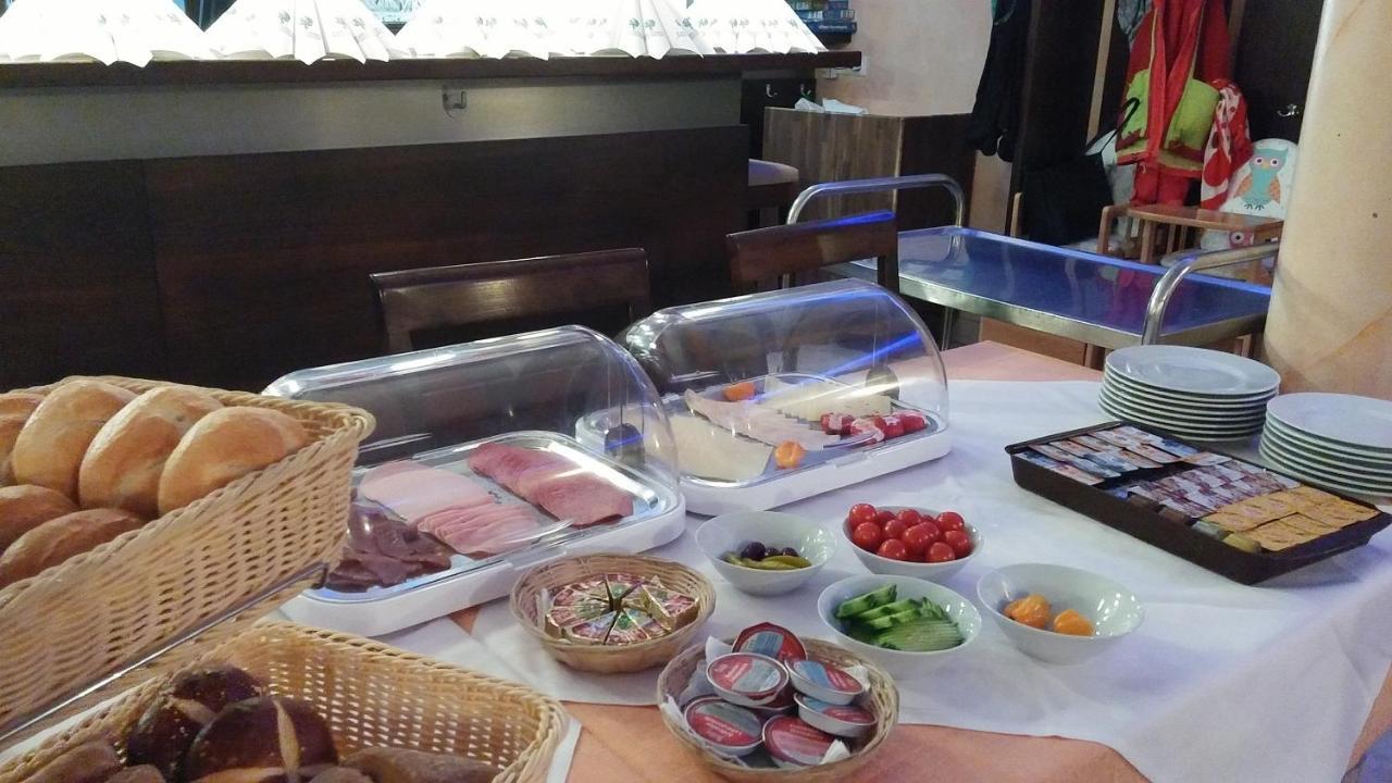 Hotel-Restaurant Zum Baeumle Süßen Kültér fotó