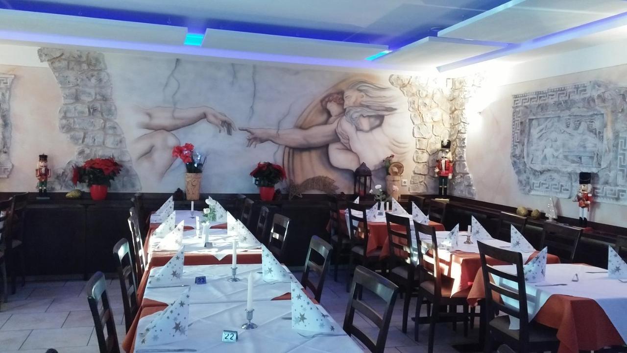 Hotel-Restaurant Zum Baeumle Süßen Kültér fotó